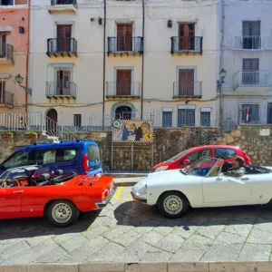 Tour in Alfa Romeo Spider o Maggiolone a Cefalù e Madonie  Durata: Full Day